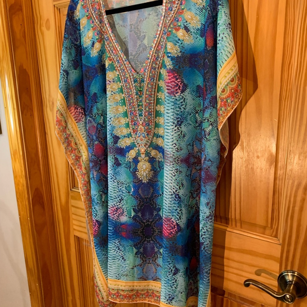 NWT, Sparkling sheer item to wear over dress, jeans, fun item to have ready - Picture 9 of 9